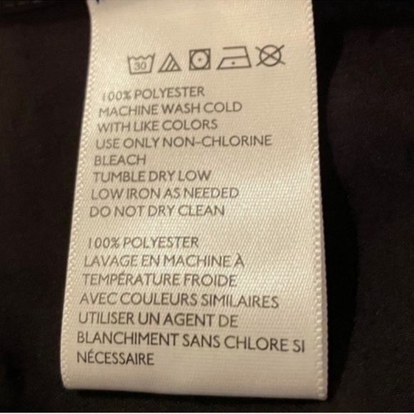 Urban outfitters Chic cropped black button front satin contemporary jacket small - Picture 9 of 10